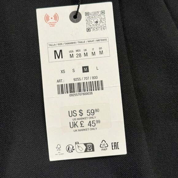 Zara Women's Black Pleated Dress Shorts - Size Medium - NWT - Picture 6 of 11